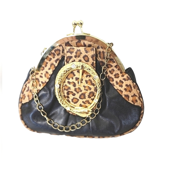 Unique bag leopard patterned tall clutch with snake ornament from Funk Me - Picture 2 of 10